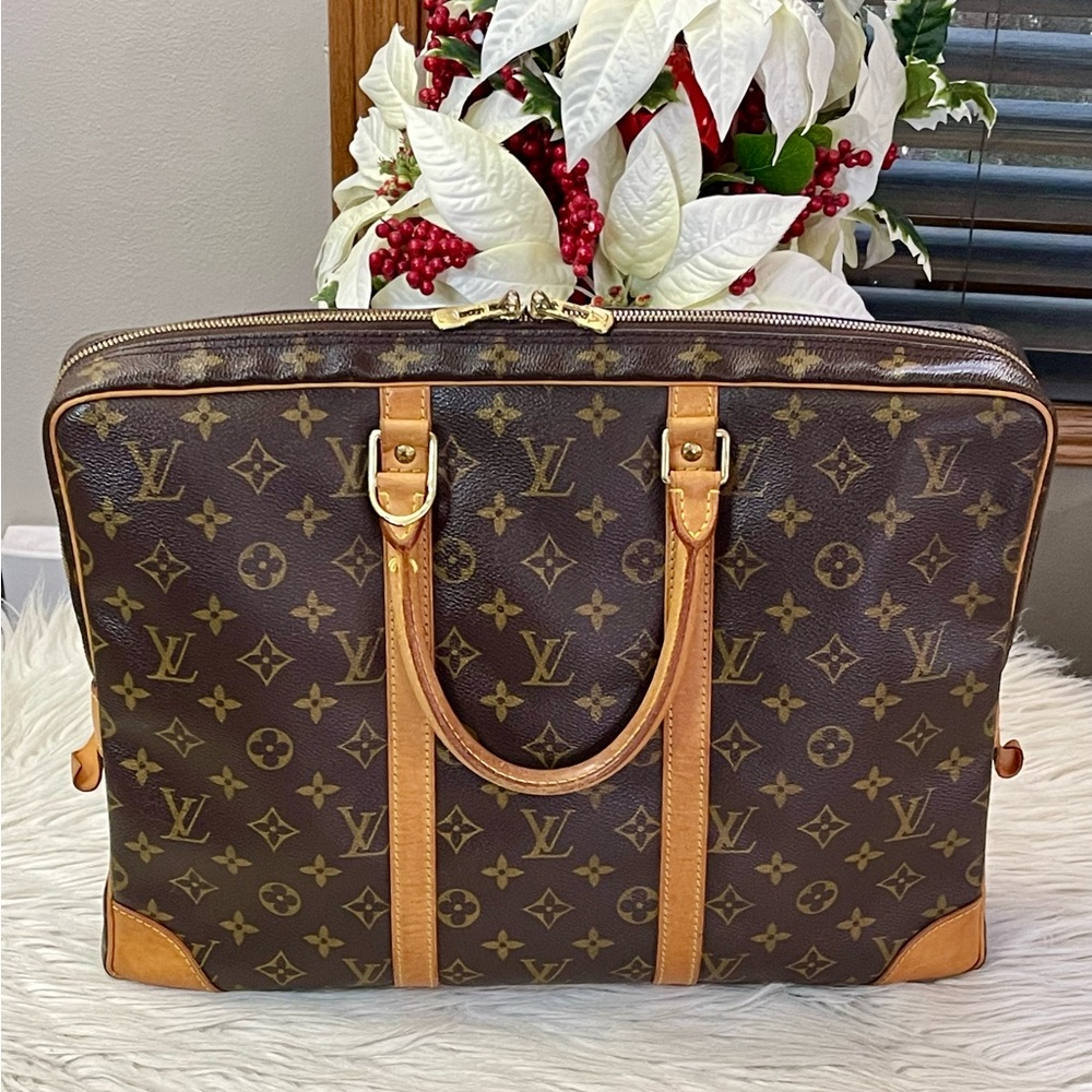 Authentic LOUIS VUITTON Monogram Porte Document Voyage - Picture 9 of 12